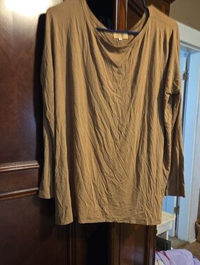 PIKO 1988 Brown Crewneck Top with Branded Neck Label